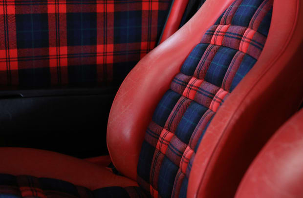Porsche s best seats are plaid and checkers not leather Autoblog