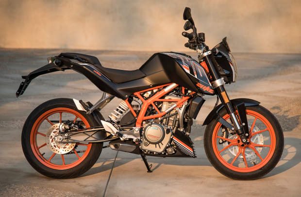 2017 KTM 390 Duke First Ride Autoblog