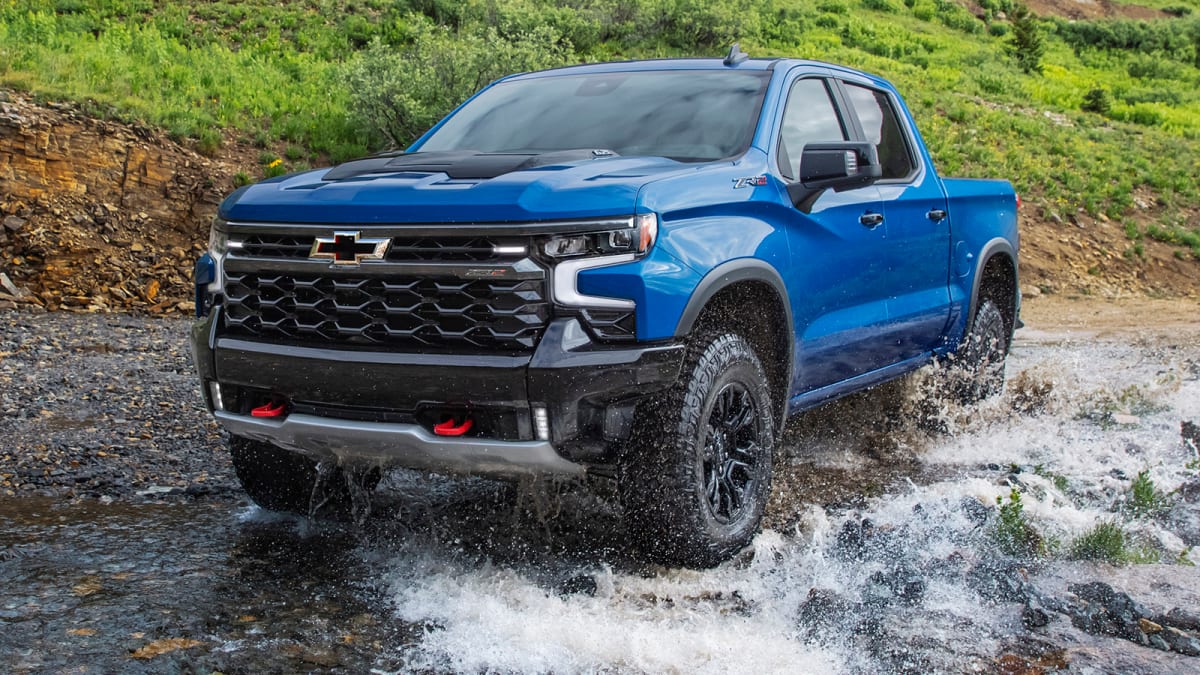 2022 Chevy Silverado gets massive update better interior updated turbo 4 and new ZR2 Autoblog