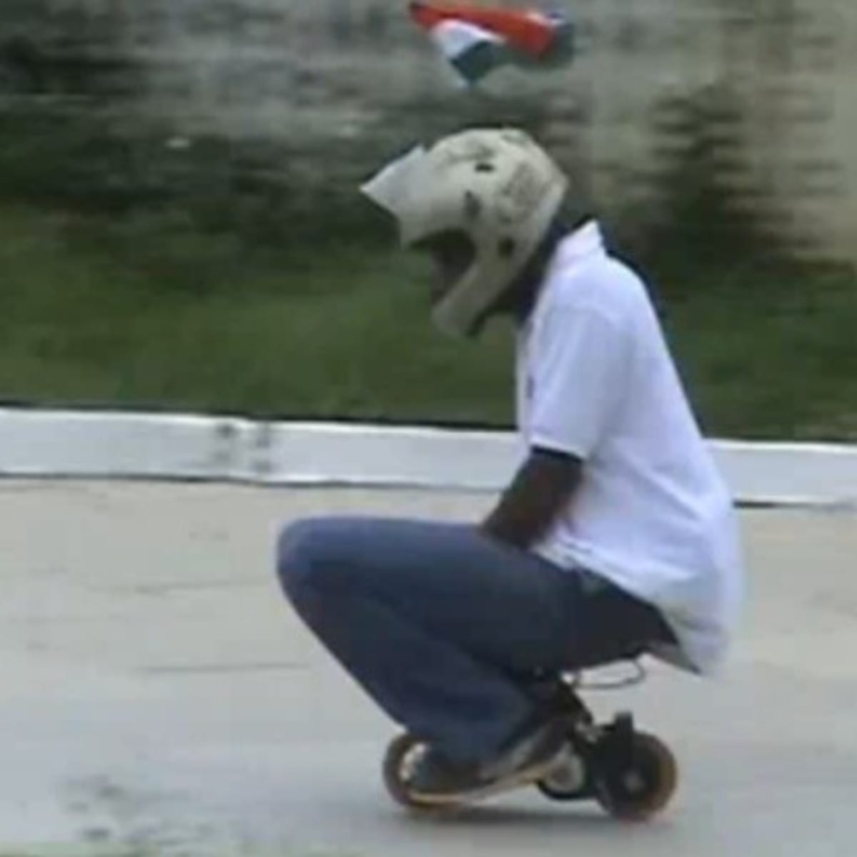 VIDEO World s Smallest Electric Bicycle Autoblog
