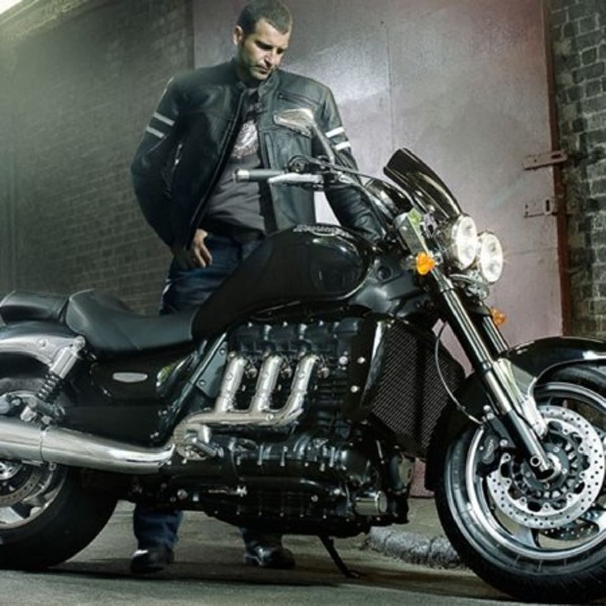Triumph rocket 3 2010 hot sale