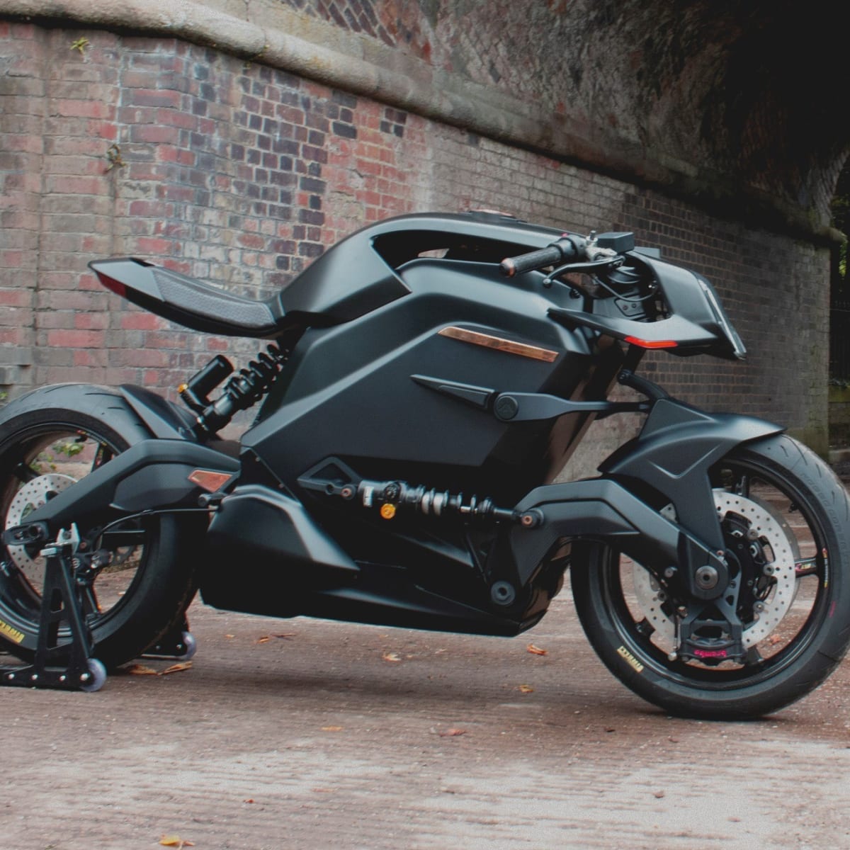 Arc Vector 122 000 electric motorcycle prepares for deliveries Autoblog