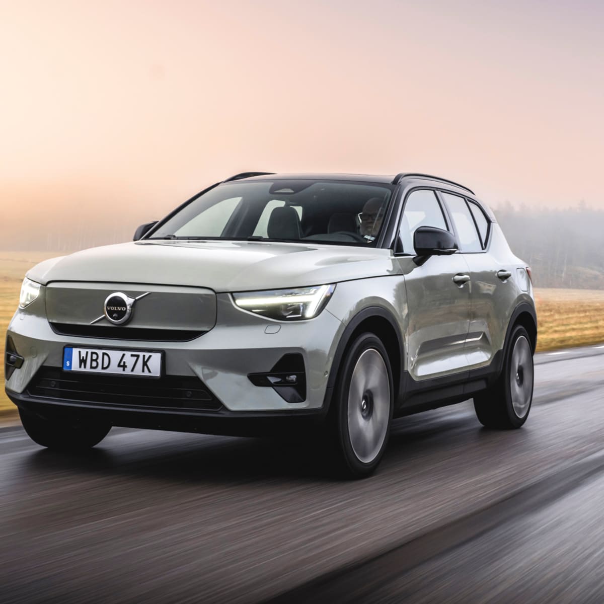 2024 Volvo C40 and XC40 Recharge First Drive Review Back to the RWD future Autoblog