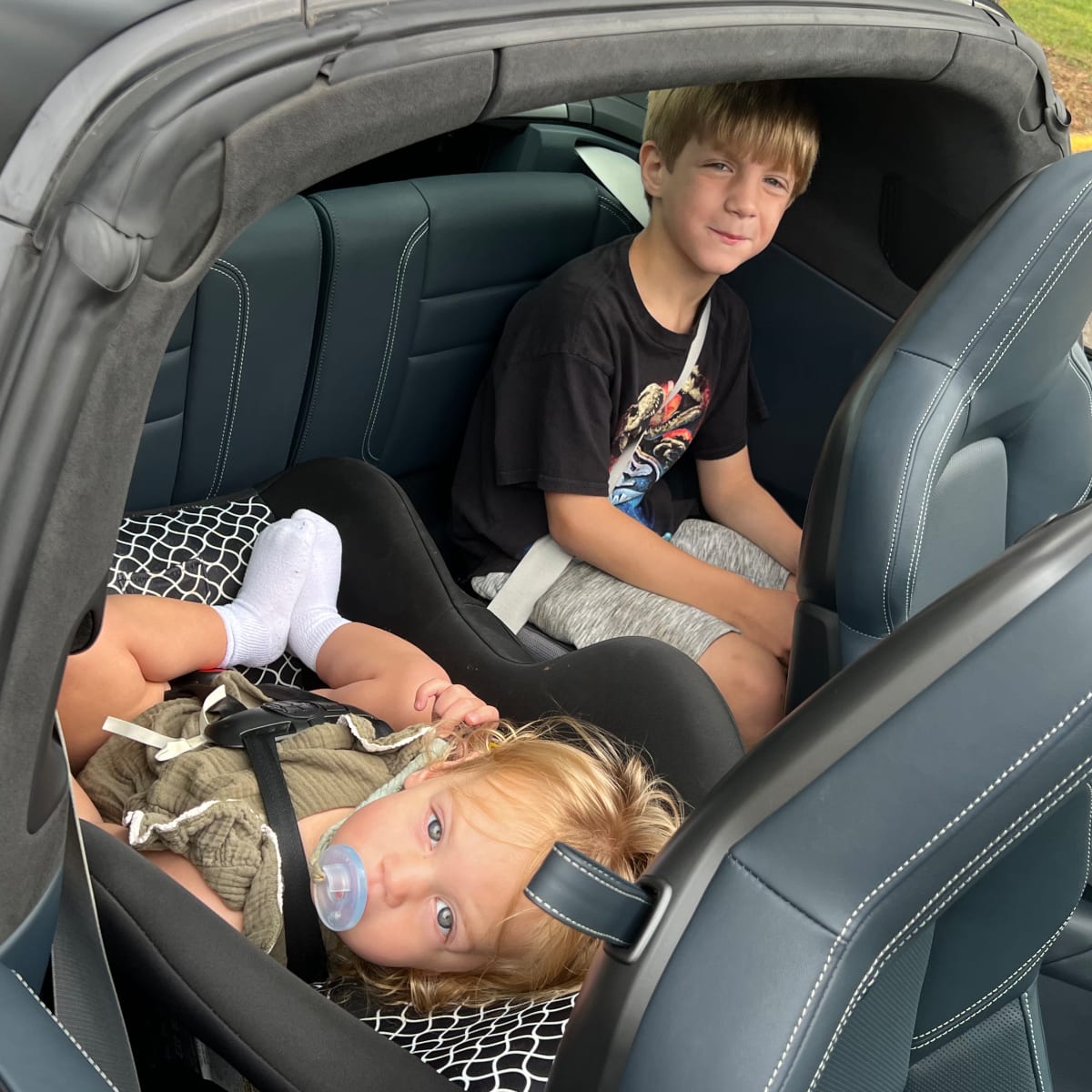 2022 Porsche 911 Targa makes a great school bus Autoblog