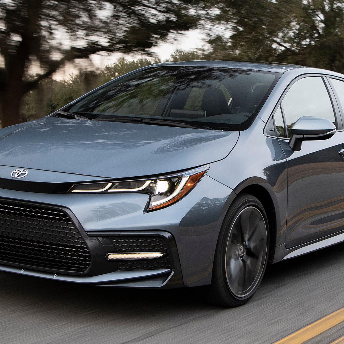 Toyota 2020 corolla hybrid discount