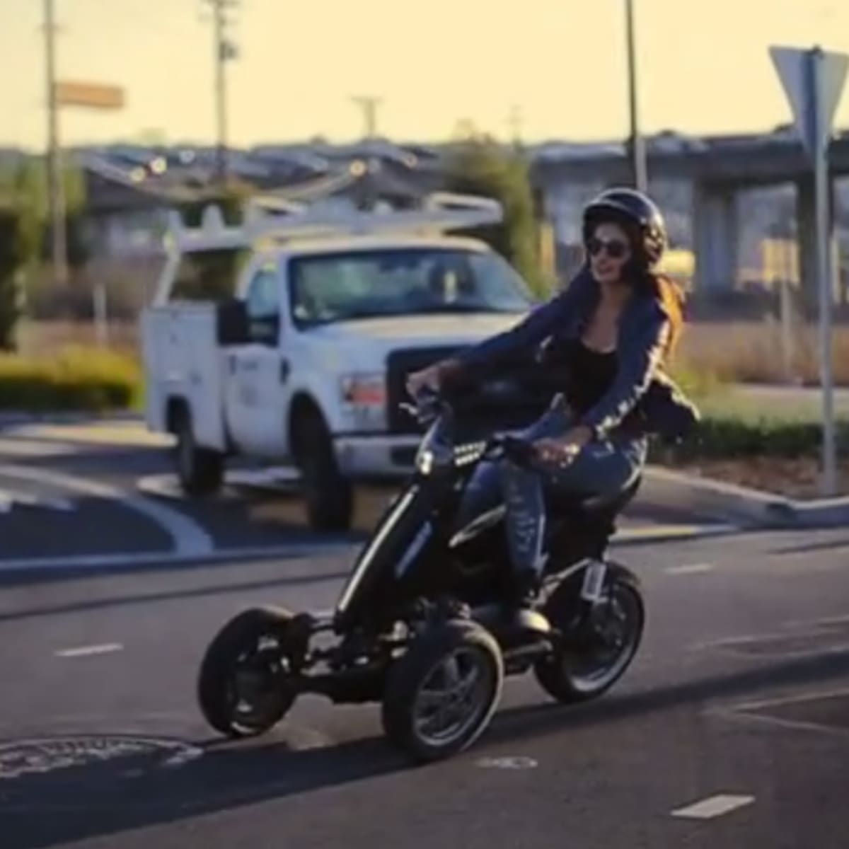 Sway Motorsports unveils trick leaning electric three wheeler Autoblog
