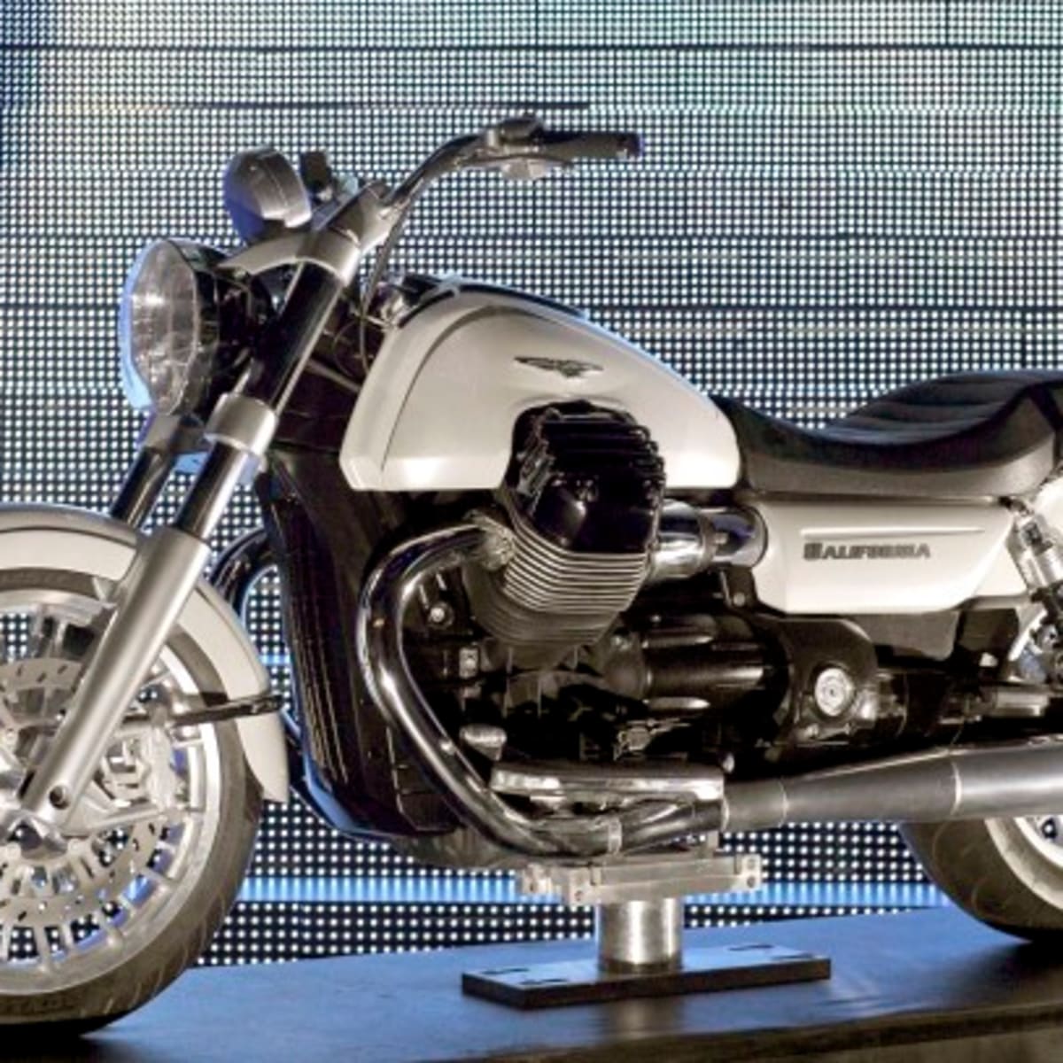 Moto Guzzi California and V7 Scrambler make surprise debut in Monte Carlo Autoblog