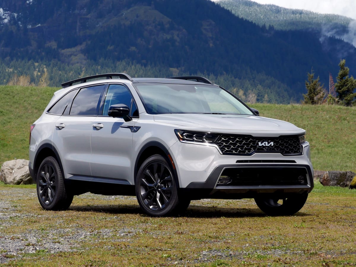 2022 Kia Sorento Review A different sort of 3 row SUV Autoblog Car News Reviews and Buying Guides