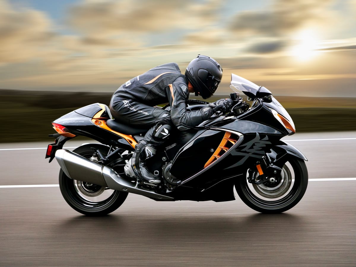 Suzuki Hayabusa superbike makes a triumphant comeback for 2021 Autoblog