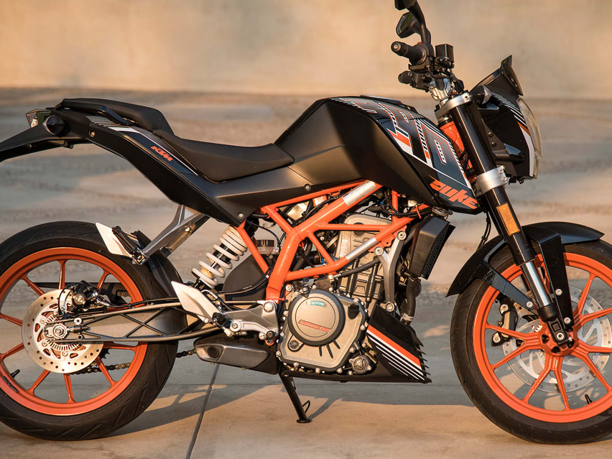 2017 KTM 390 Duke First Ride Autoblog