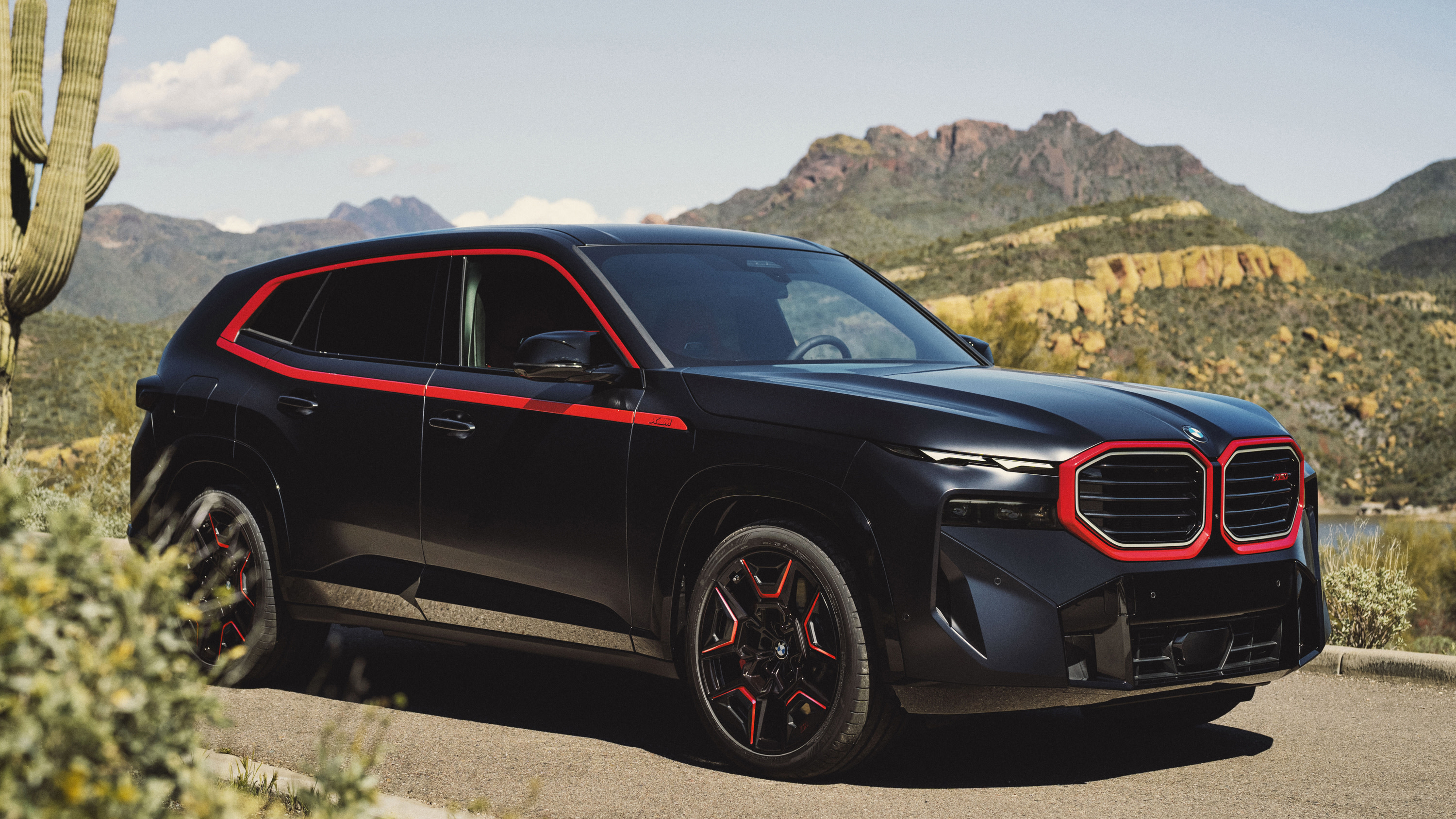 2024-bmw-xm-label-red.jpg