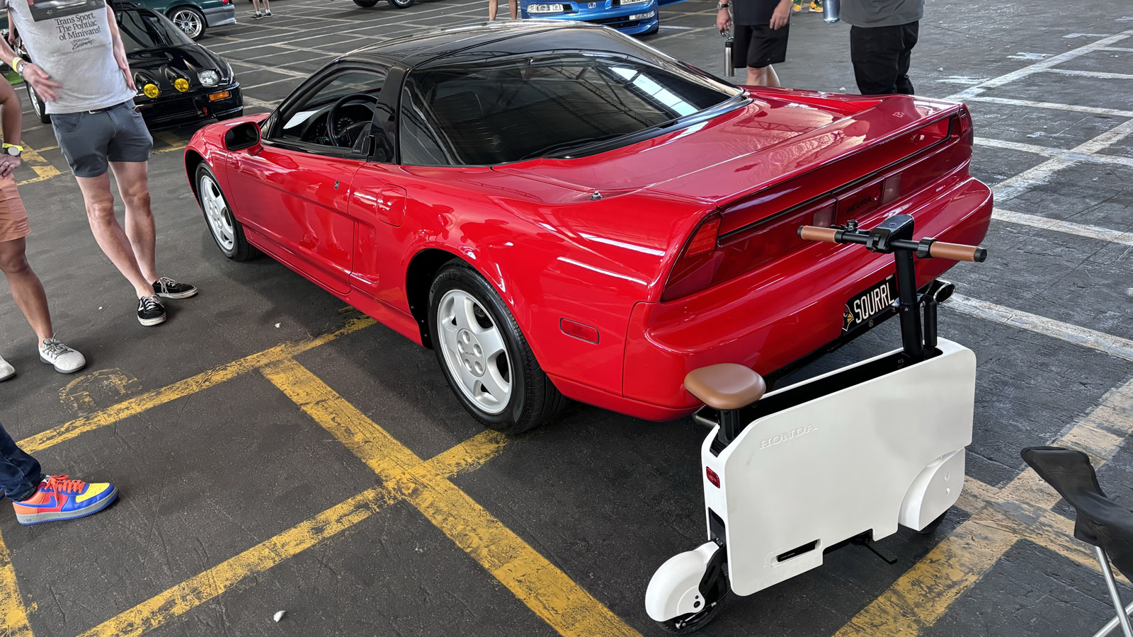 1991 Acura NSX Luggage Test: Will a Motocompacto fit in the trunk