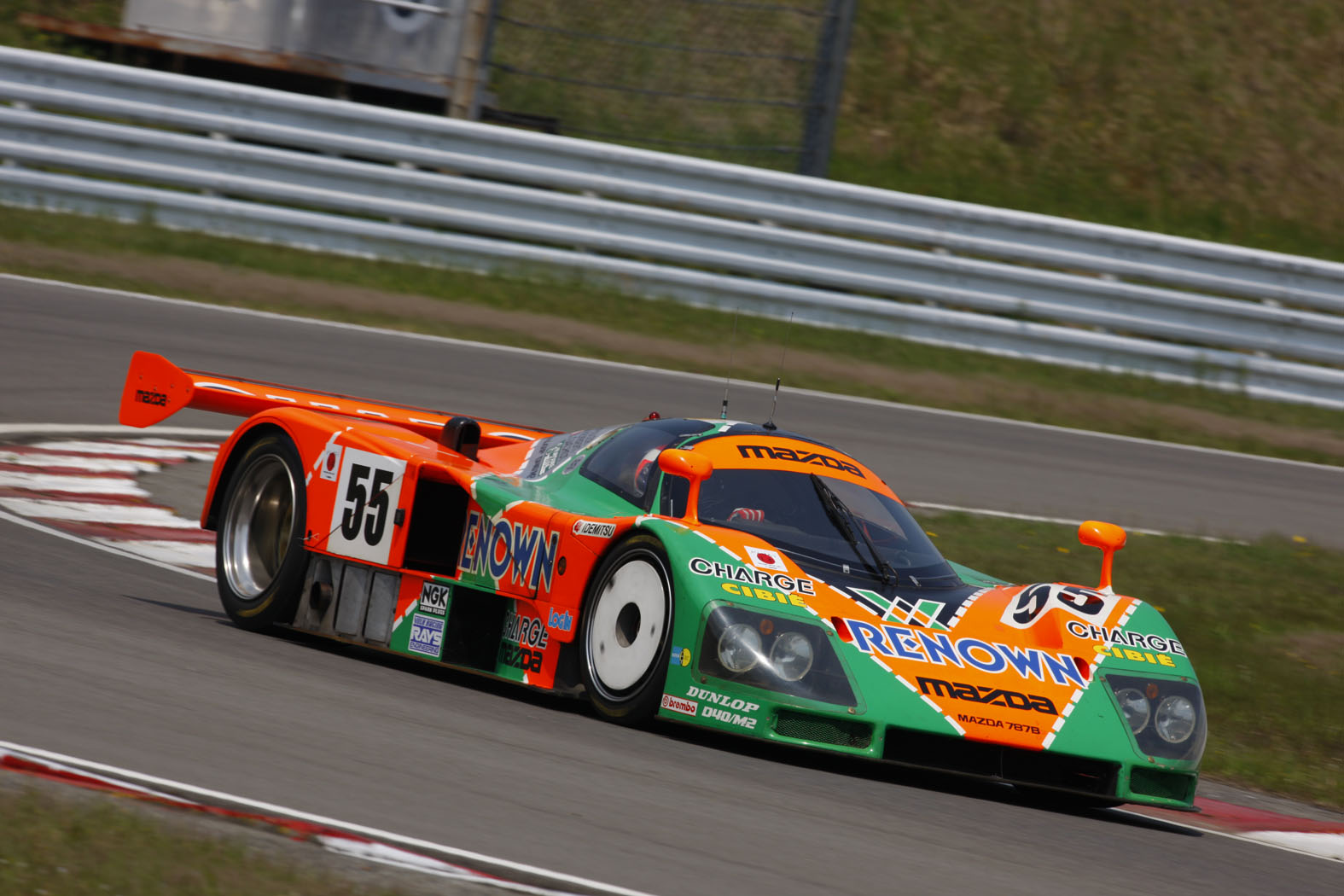 000-mazda-787b-le-mans-20-jpg.jpg