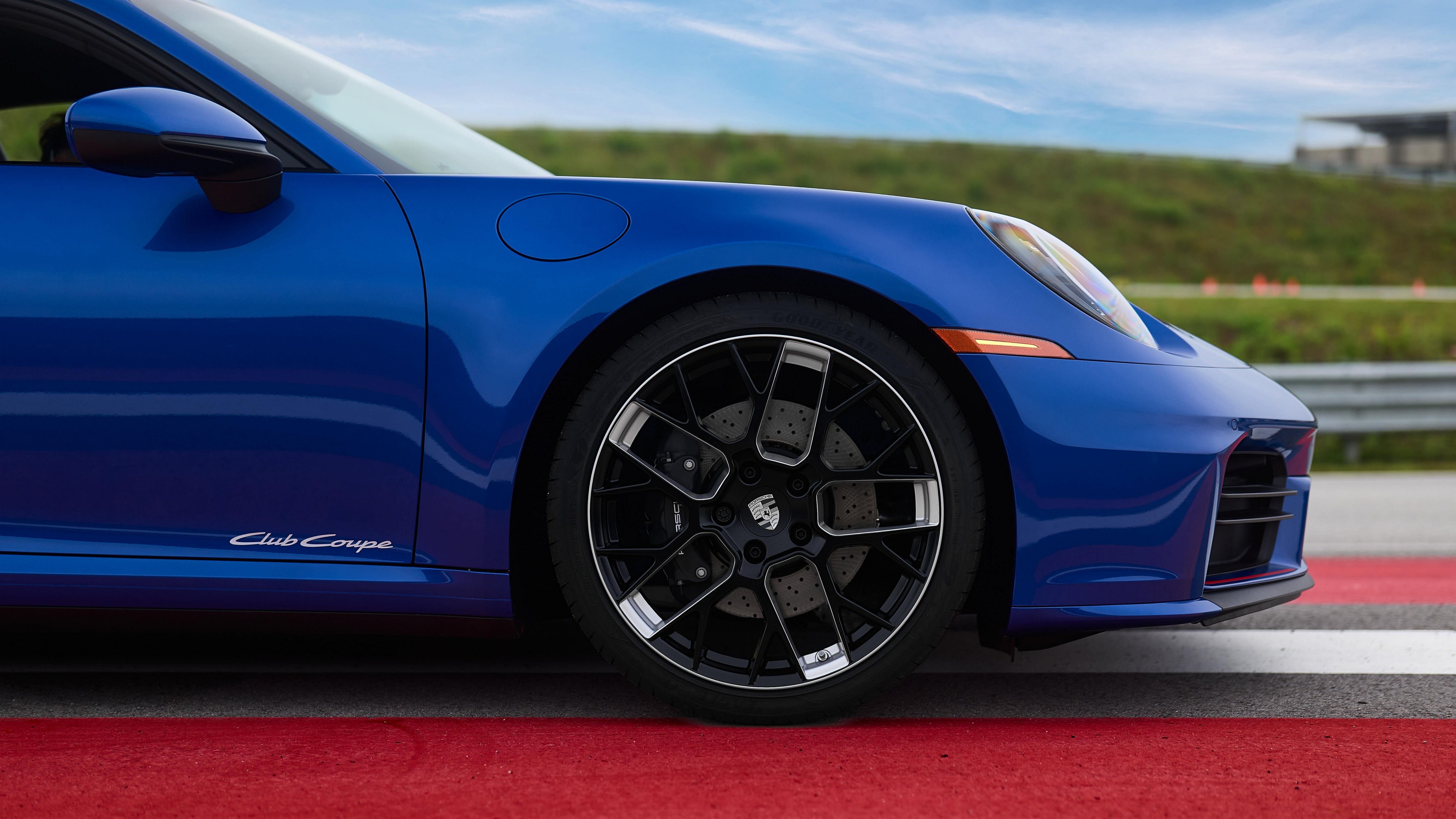 Porsche's New Manual 911 Is Only For A Lucky Few - Autoblog