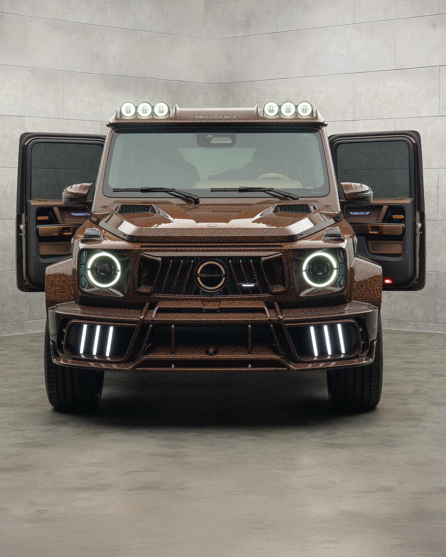 Mansory Just Turned a Mercedes G63 Into an Arabian Supercar on