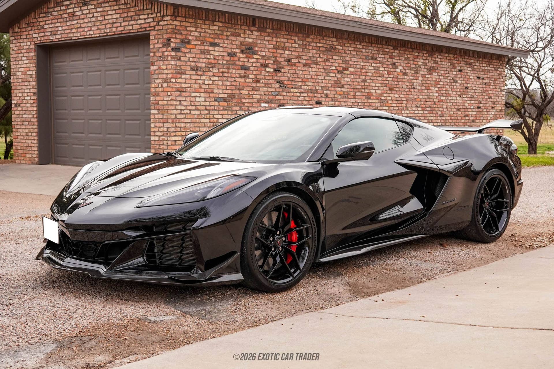 洋楽 COLBERT HAMILTON - LONG BLACK SHINY CAR Used 2024 Chevrolet Corvette Z06 Convertible 3LZ Ultimate