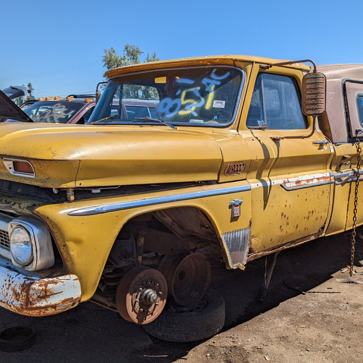 Junkyard Gem: 1964 Chevrolet C20 Fleetside - Autoblog, image size:1200x1200