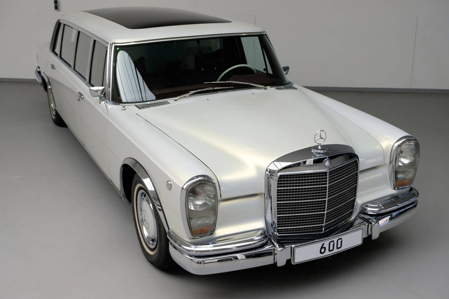 1975-mercedes-benz-600-resto-