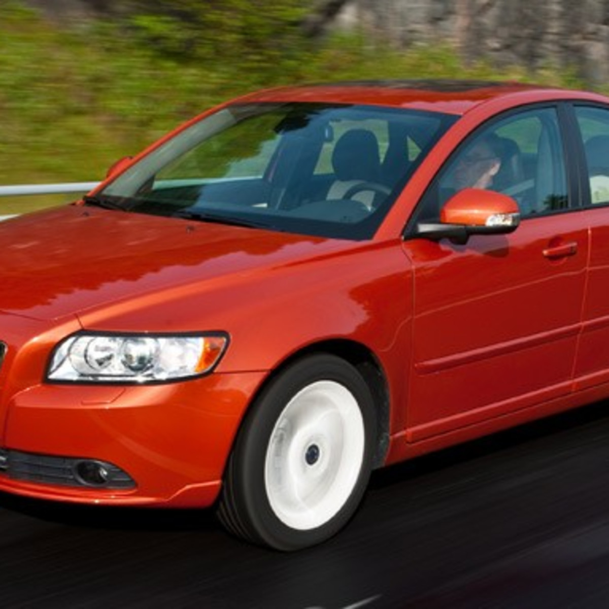 Volvo S40, V50 discontinued for 2012 - Autoblog
