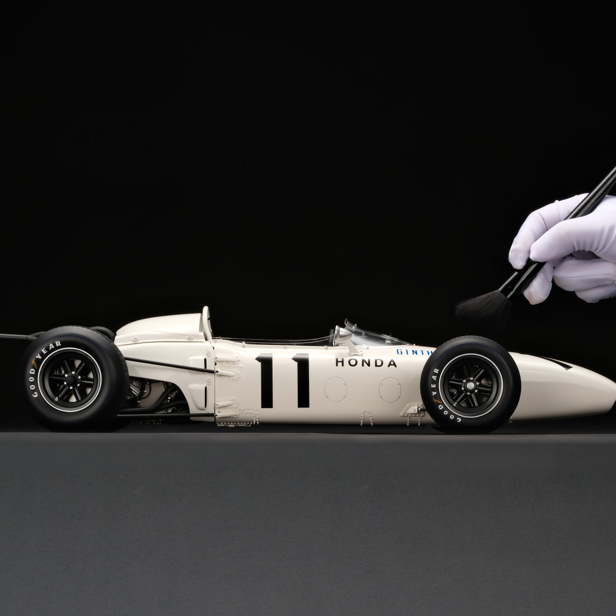 11-honda-ra272-1965-mexican-