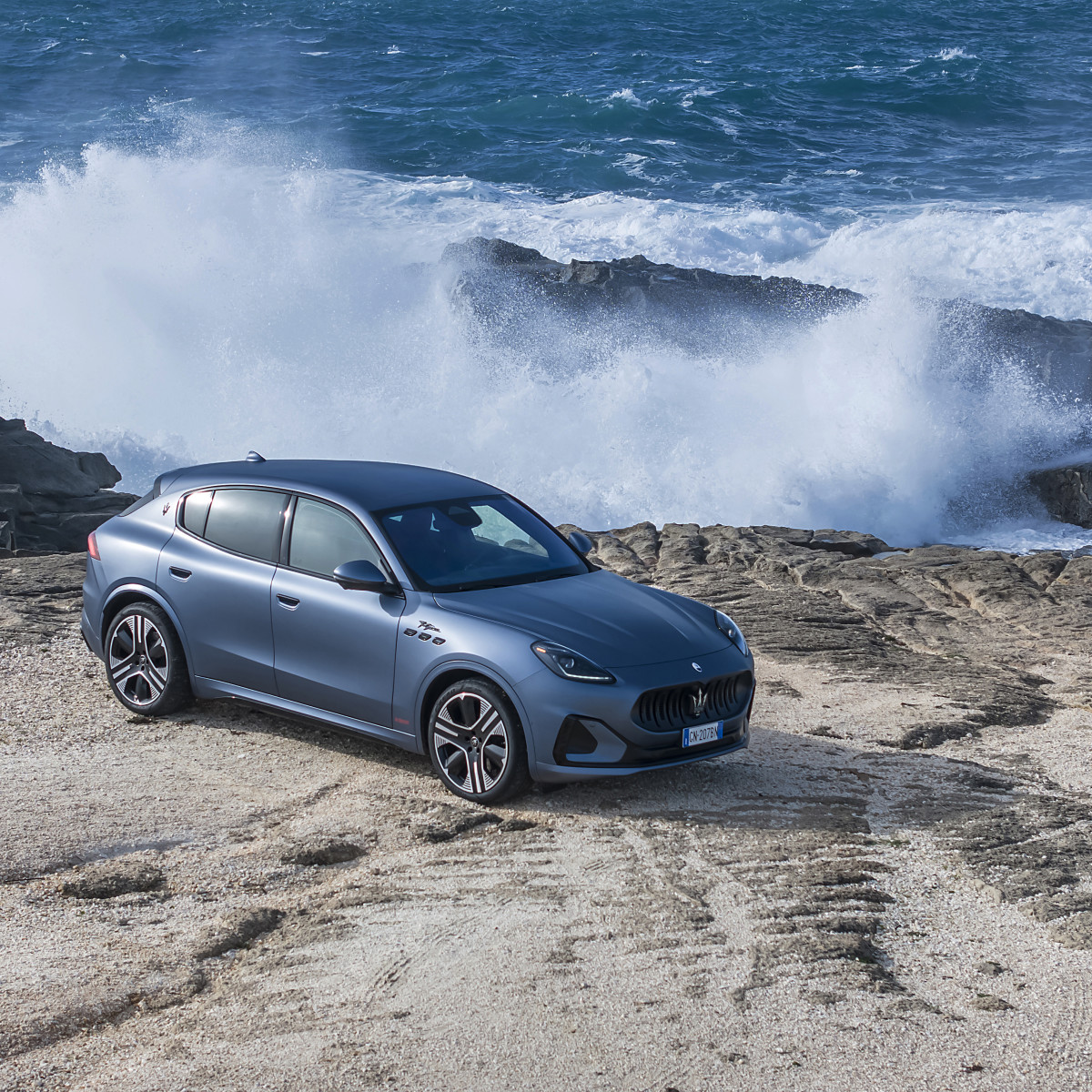 Thinking About Buying a $119,900 Maserati Grecale Folgore EV? Here's What  Experts Say You Should Also Consider - Autoblog