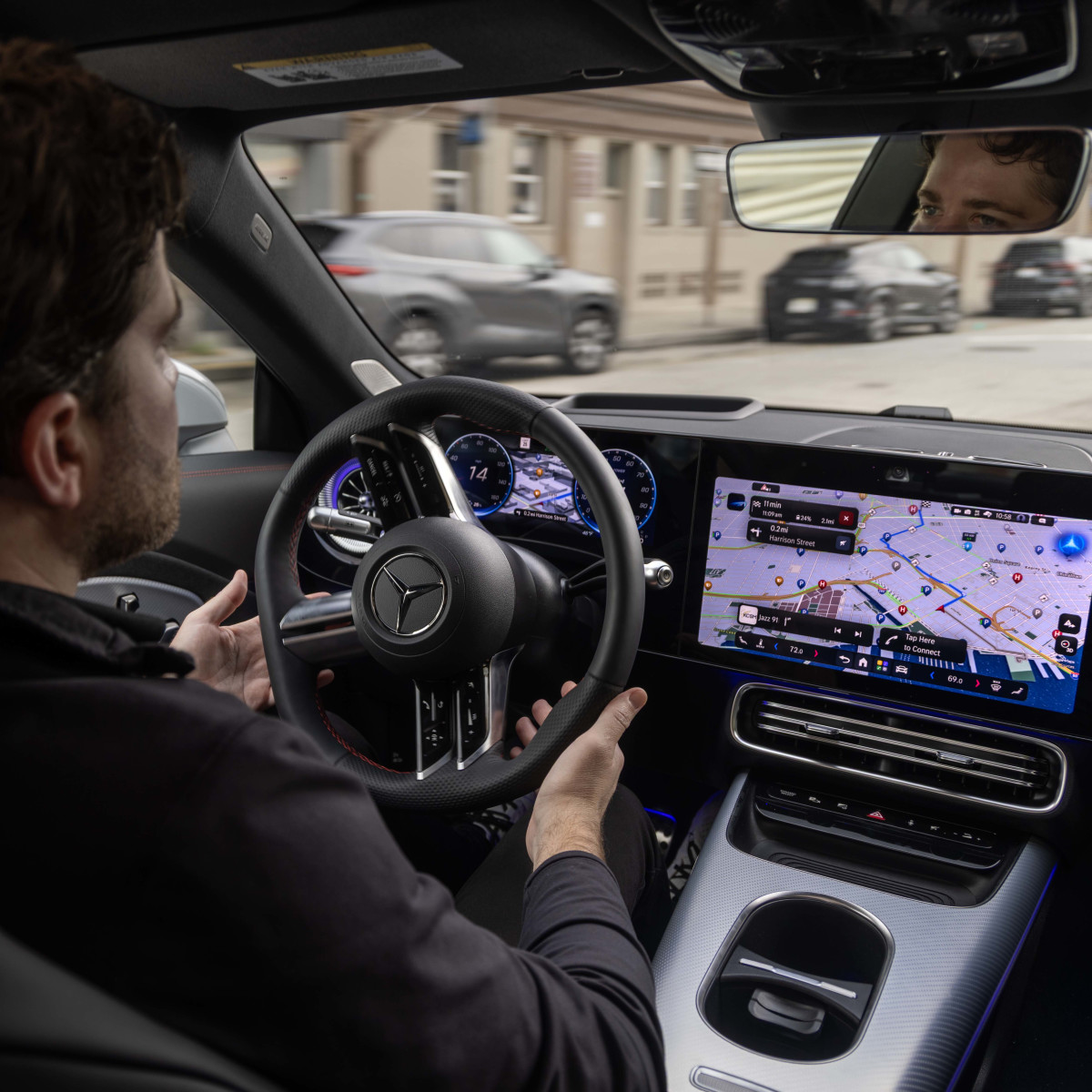 First drive: Navigating LA freeways with Mercedes' hands-off, eyes-off automated  driving system | TechCrunch, image size:1200x1200
