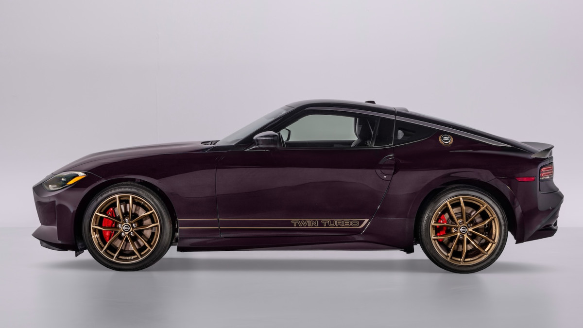 zunrisa 2026 Nissan Z Channels Inner Godzilla With New Heritage