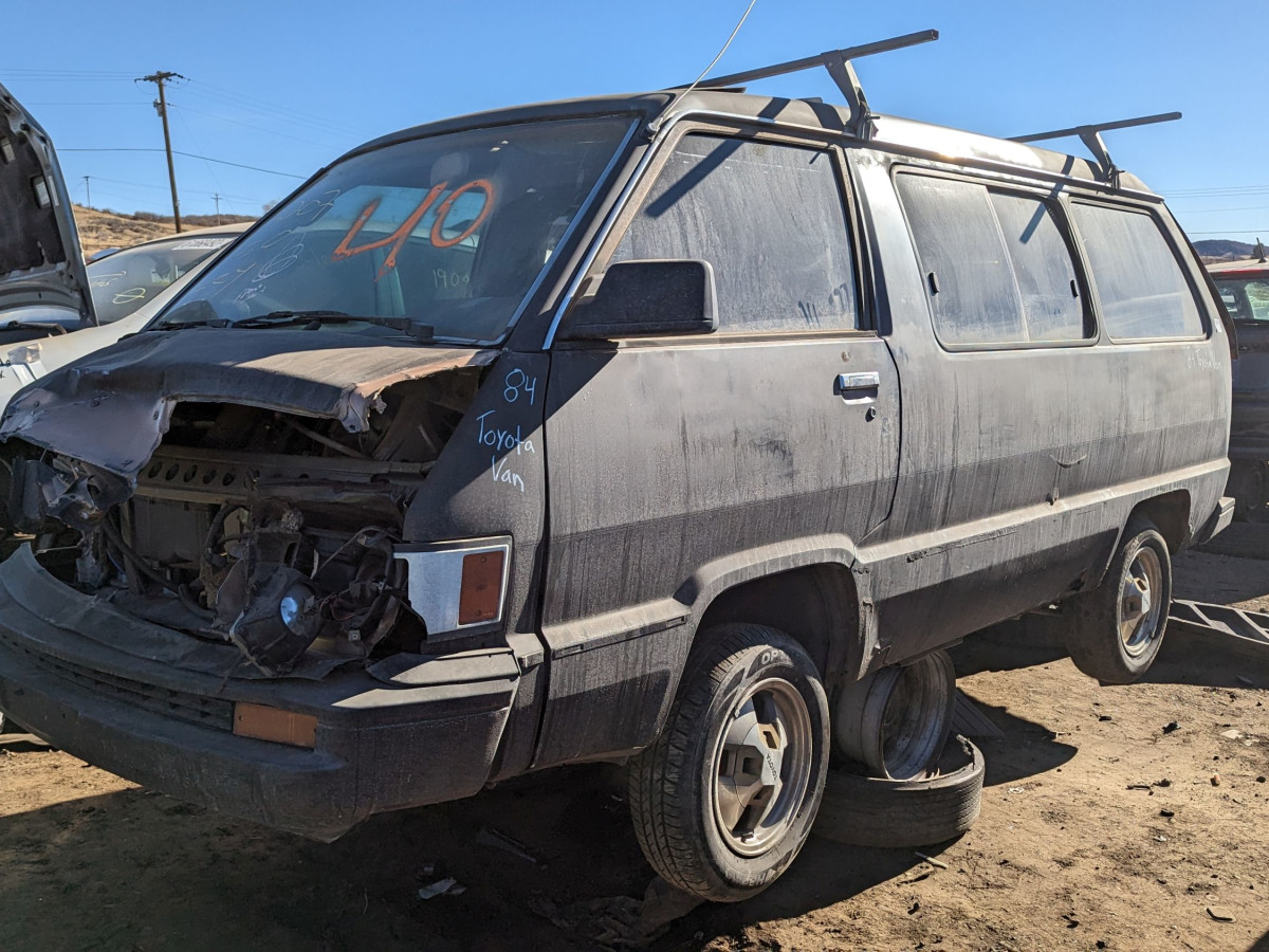 Junkyard Gem: 1984 Toyota Van LE - Autoblog