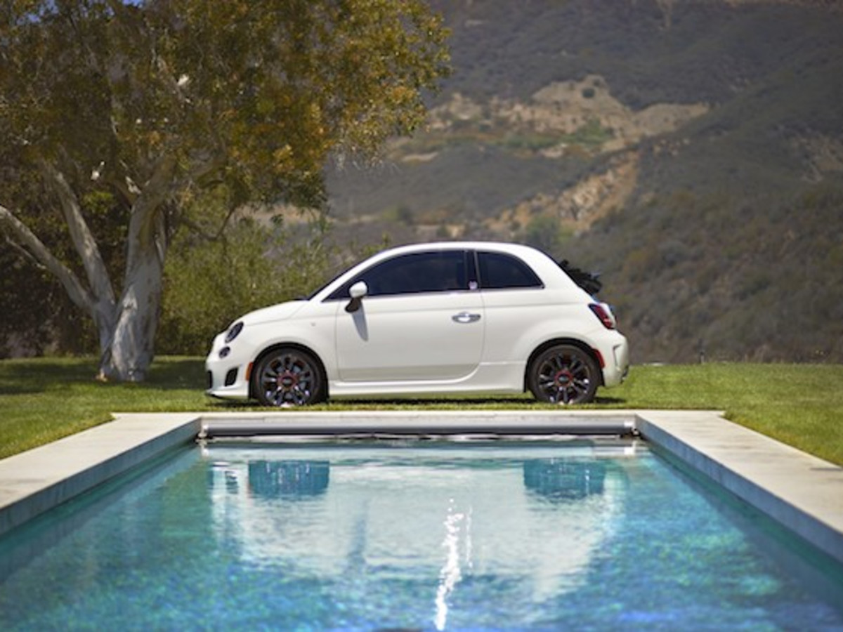 Fiat announces special 500C GQ Edition [w/video] - Autoblog