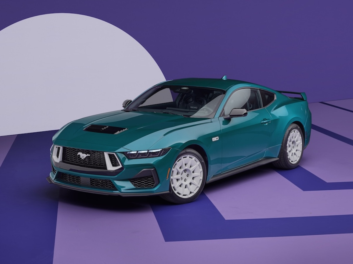 ⭐︎CustomHardRelic Mustang Type SurfGreen⭐︎ 2013 Ford Mustang with 19x9.5 35 SVE Drift and 255/40R19