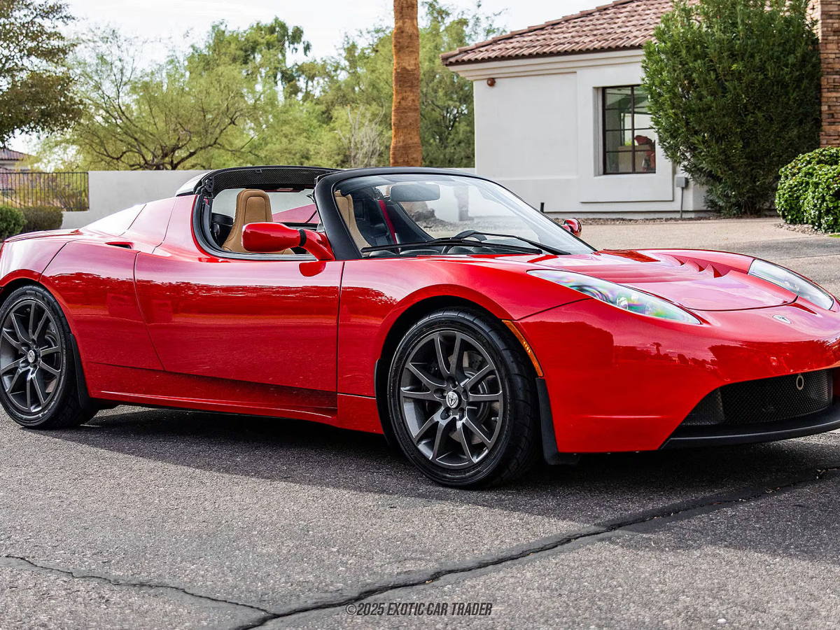 ヴァランドレ　ローツェ1100S VALADRE LHOTSE 1100 S 2008 Tesla Roadster For Sale With Just 1,821 Miles - Autoblog