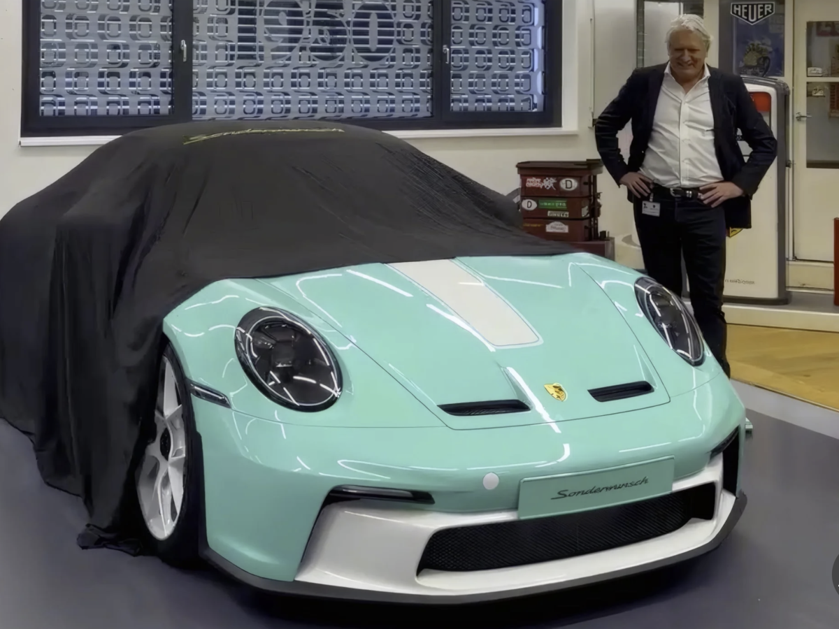 One Of One Porsche 911 S T Funky Minty Shows How Extreme