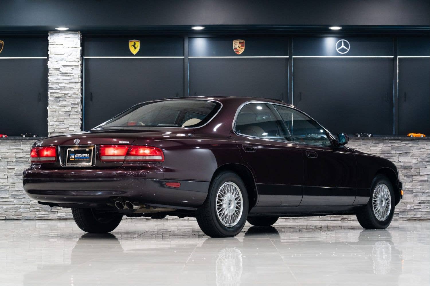 The Mazda 929 Was an Overlooked Luxury Sedan Ahead of Its Time