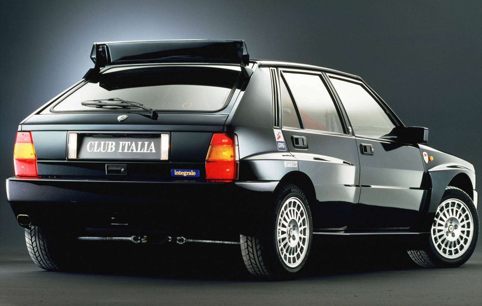 Lancia Revives the Legendary Delta HF Integrale - Autoblog