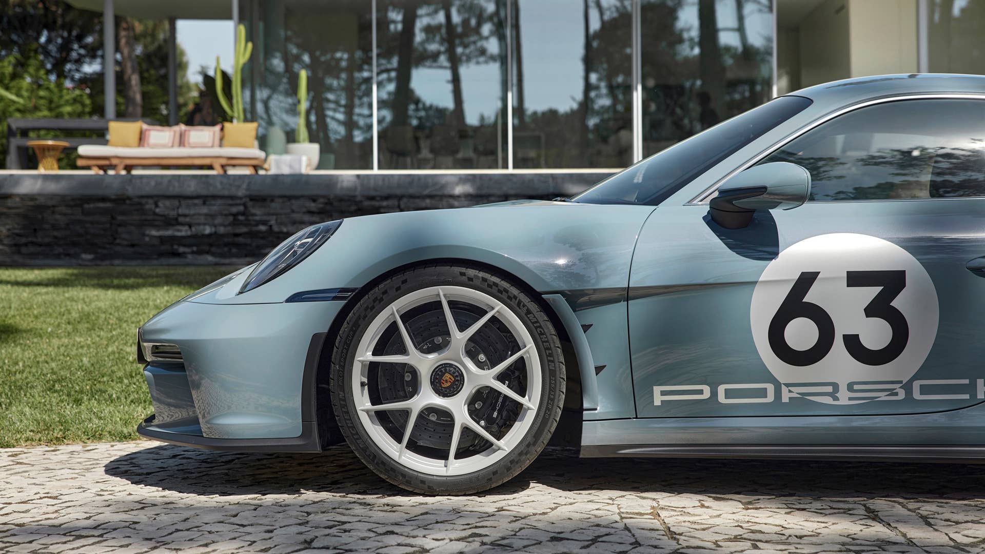 2024-porsche-911-st.jpg