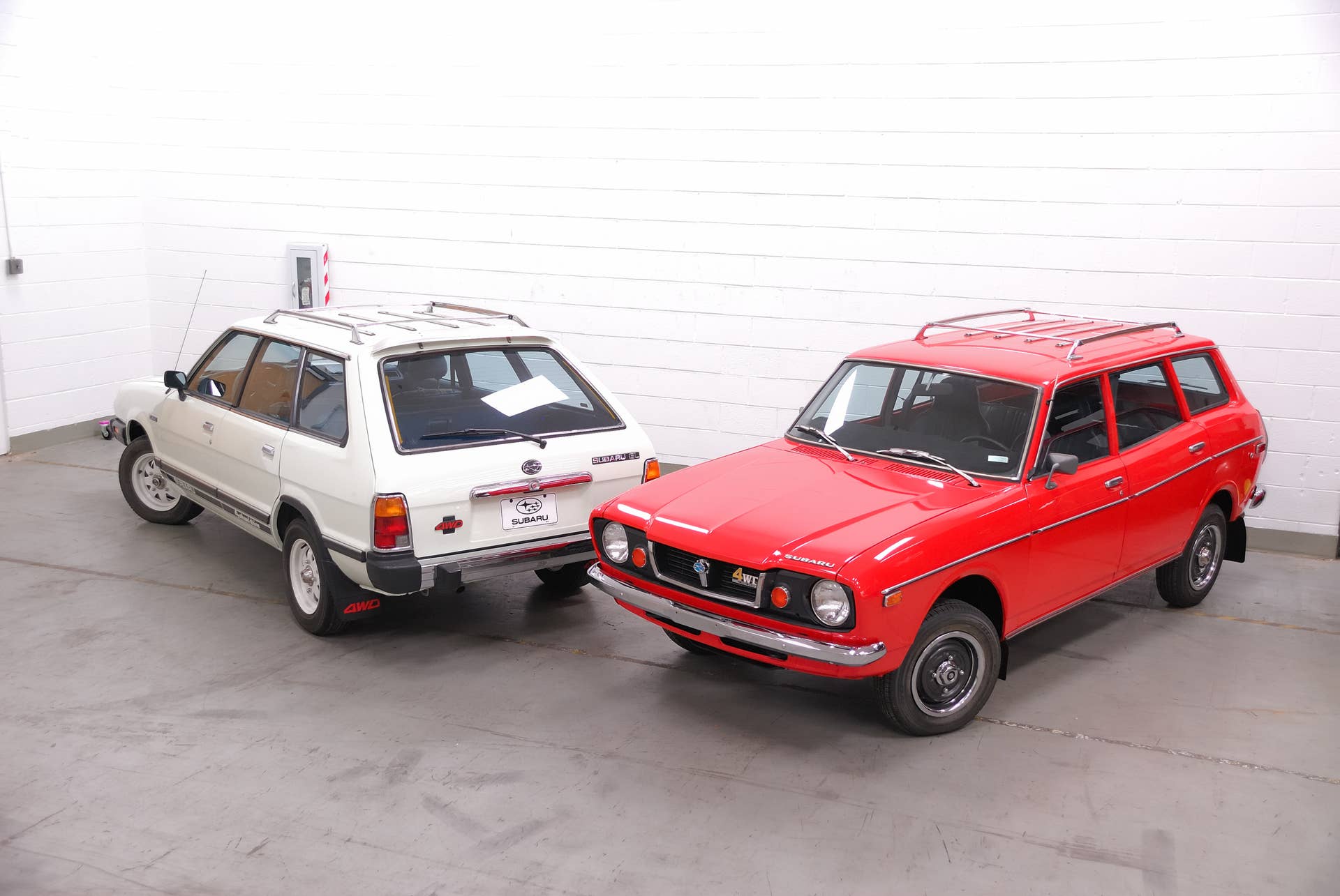 1976-subaru-4wd-station-wagon-red-1980-gl-station-wagon-whit-1-jpg.jpg