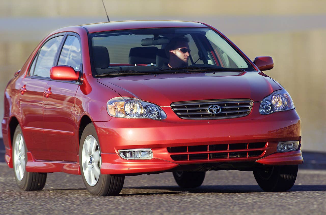 008-2003-2006-toyota-corolla-jpg.jpg