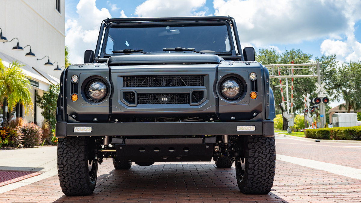 Land Rover Defender Project Night Prowler D110