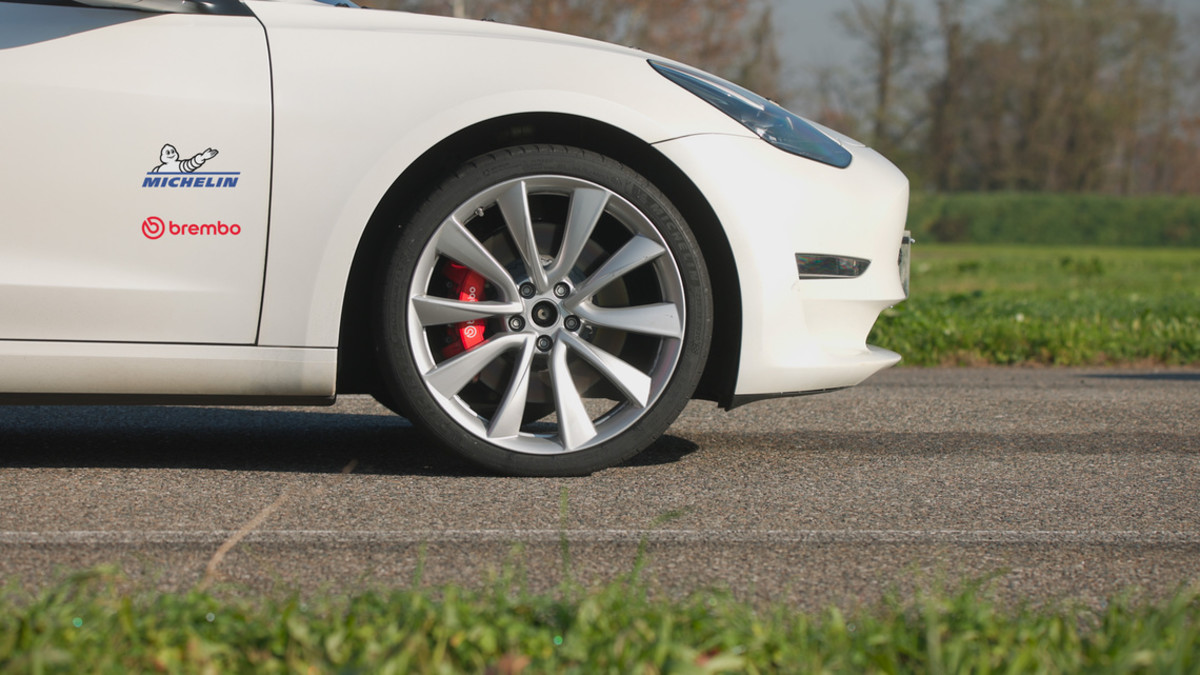 Michelin and Brembo Collaborate to Elevate Braking Performance with AI Technology