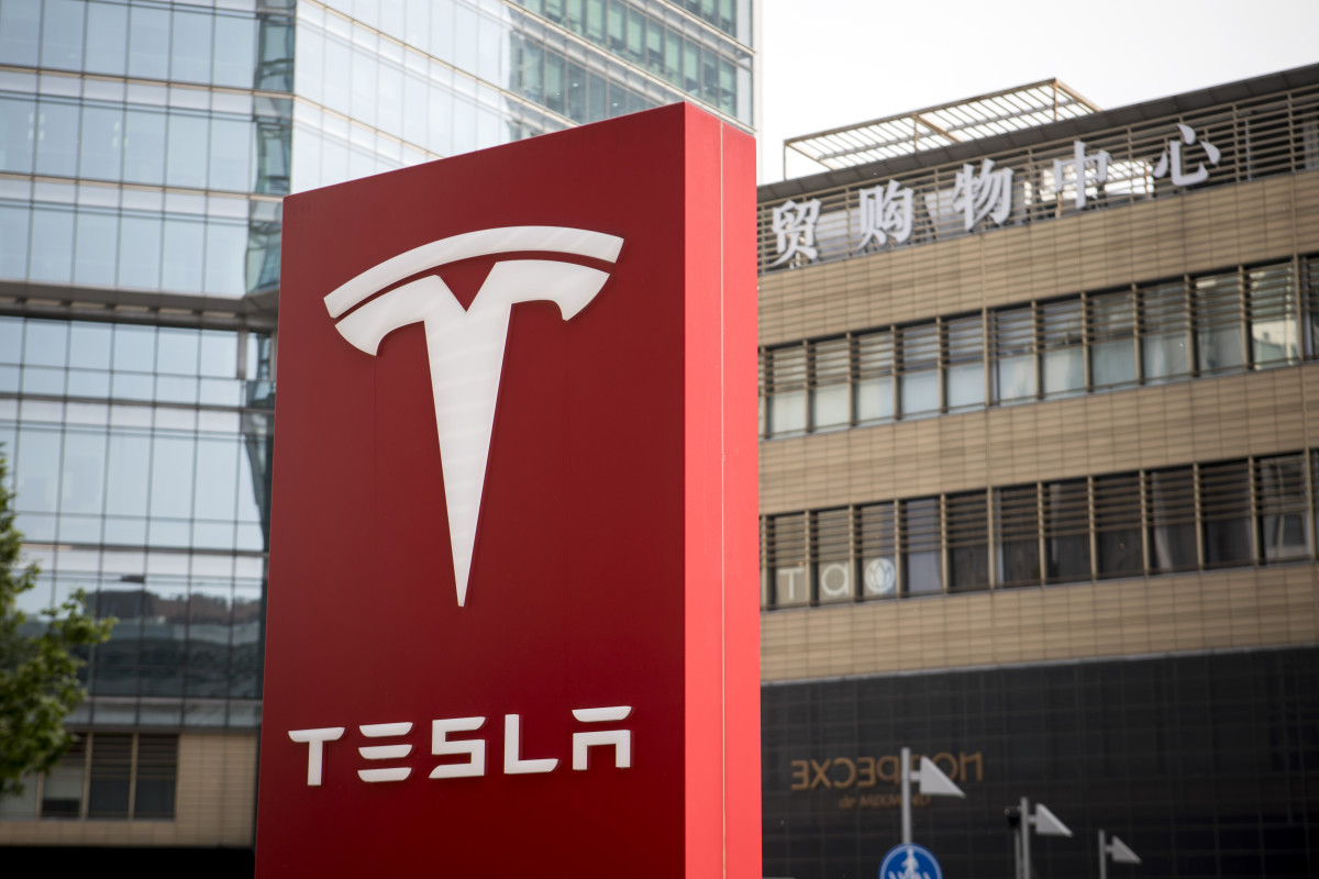 Tesla Halts Orders in China For U.S. Imported Models as Trade War Heats Up