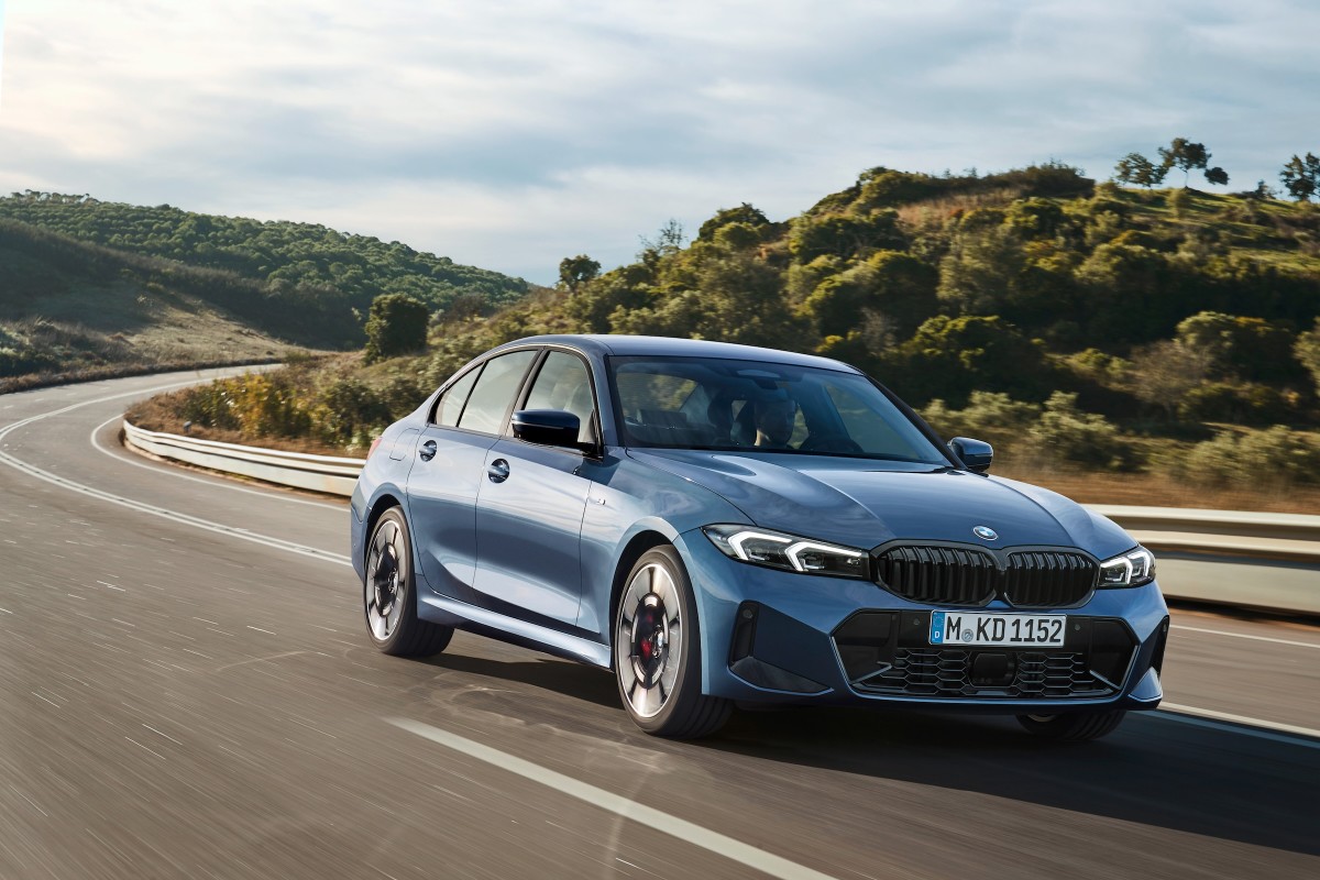 BMW Updates Models for Spring With More EV Range and Faster PHEV Charging
