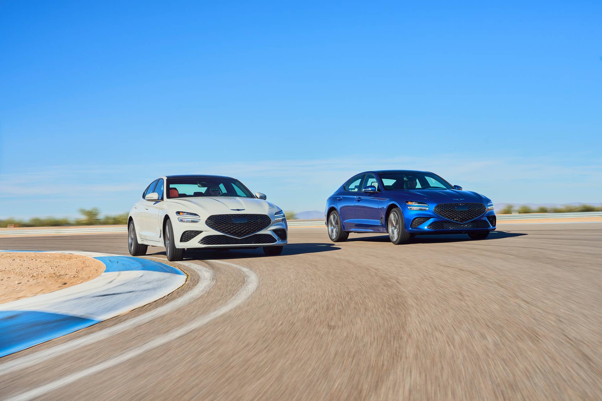 2025-genesis-g70.jpg