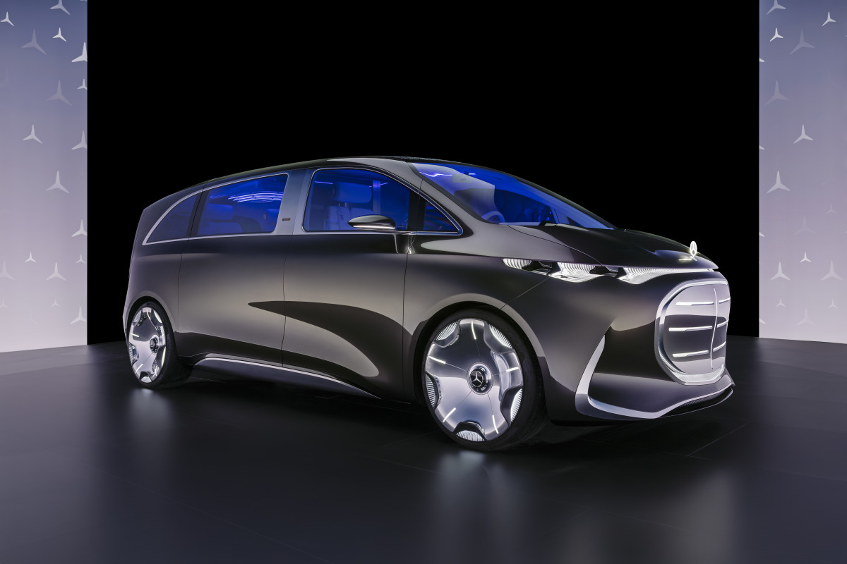 Mercedes-Benz’s Vision V Concept Car is a Luxurious, Futuristic Electric Limousine