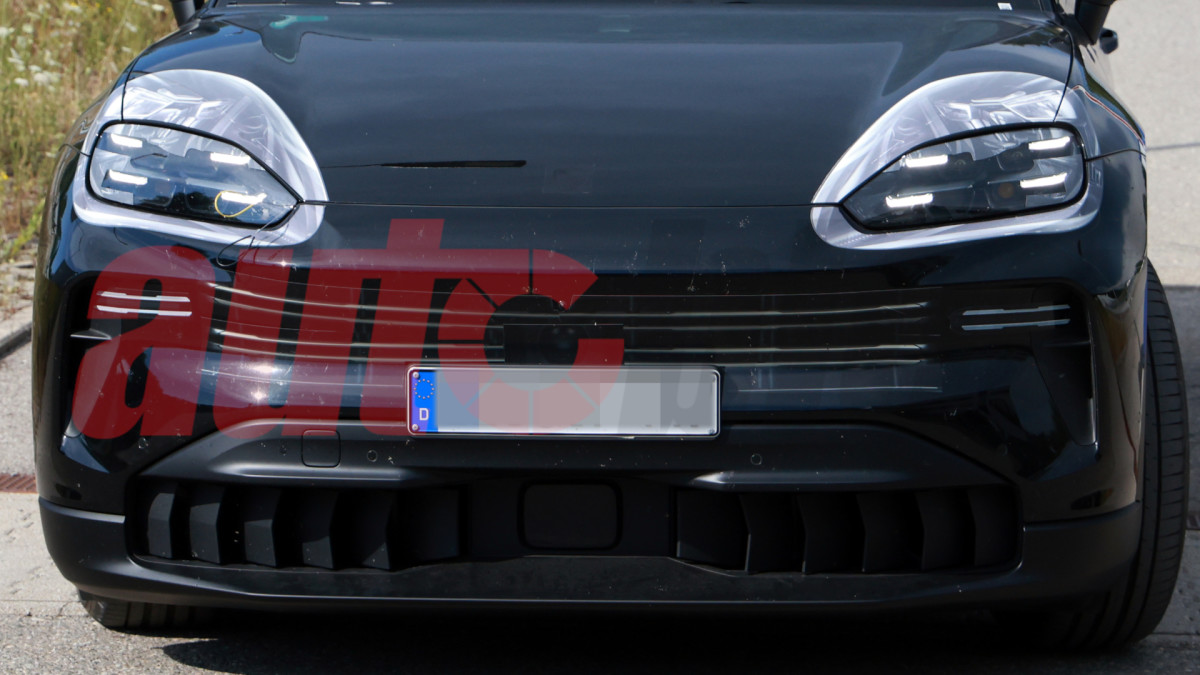 2027-porsche-cayenne-ev-spy-shot.jpg