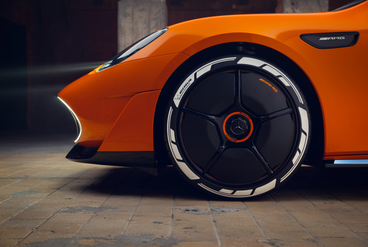 world-premiere-concept-amg-gt-xx-2025.jpg