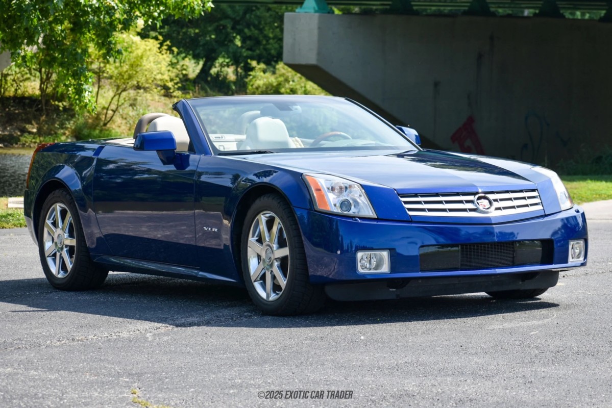 2004 Cadillac XLR For Sale With Just 3,370 Miles