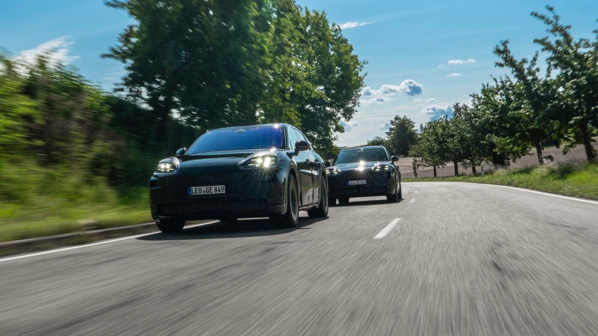 porsche-cayenne-prototypes.jpg