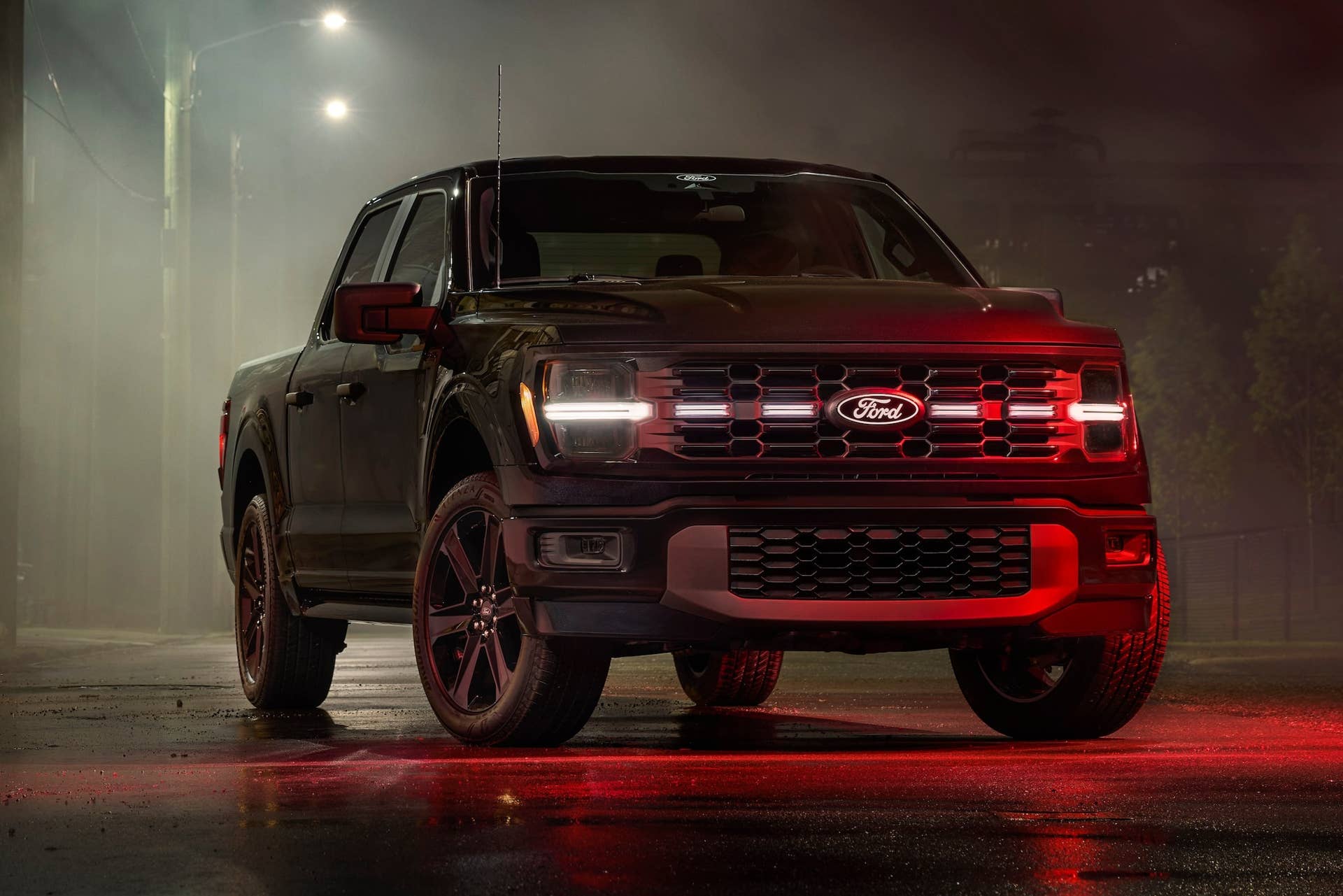 2025-f-150-lobo-package_01-1.jpg