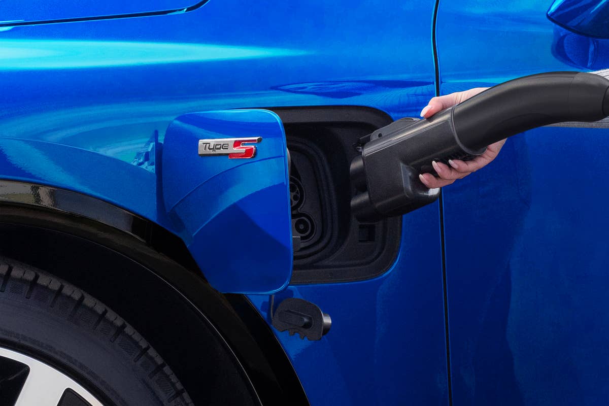 acura-zdx-at-tesla-supercharger-using-acura-approved-nacs-to-ccs-adapter.jpg