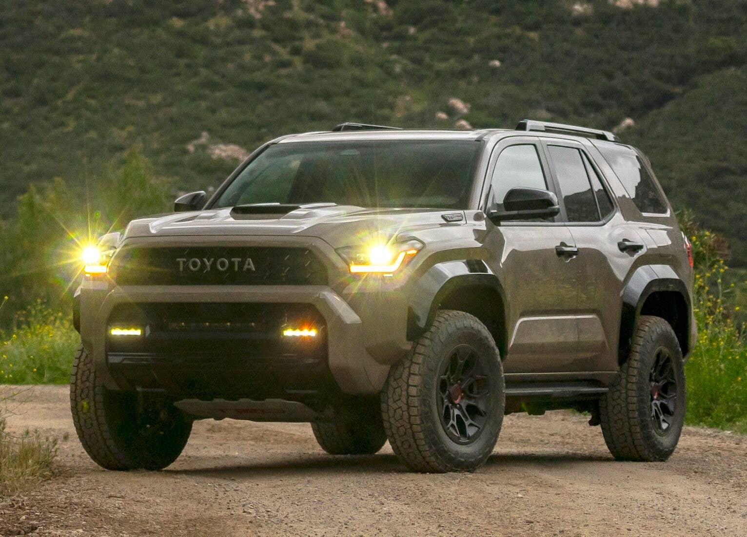 2025-toyota-4runner-trd-pro.jpg